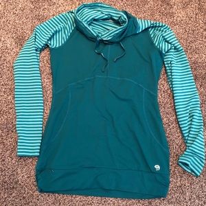 Mountain Hardwear long sleeve top